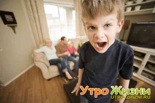 Ребенок скрипит зубами
